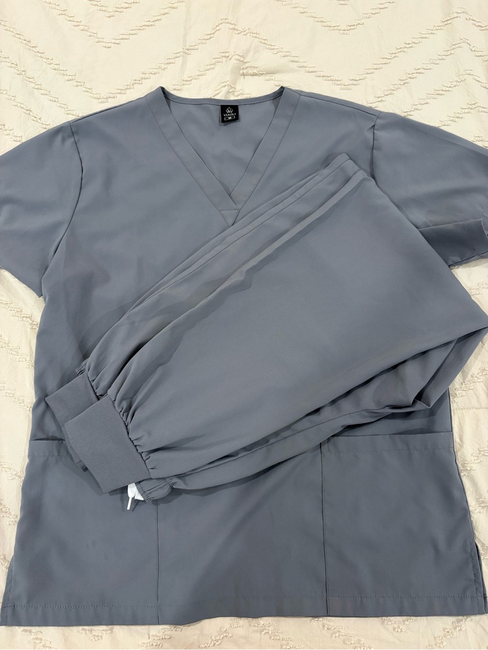 Women's V-Neck Scrub Top and Jogger Set - Slate Blue